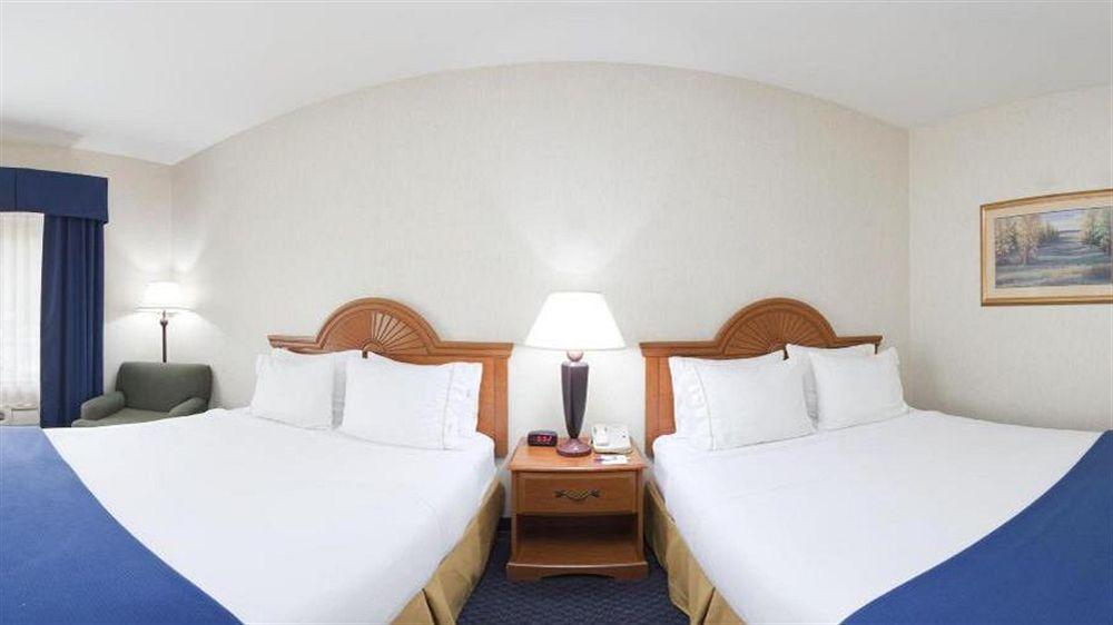 Holiday Inn Express Hotel & Suites Cherokee-Casino By Ihg Exterior foto