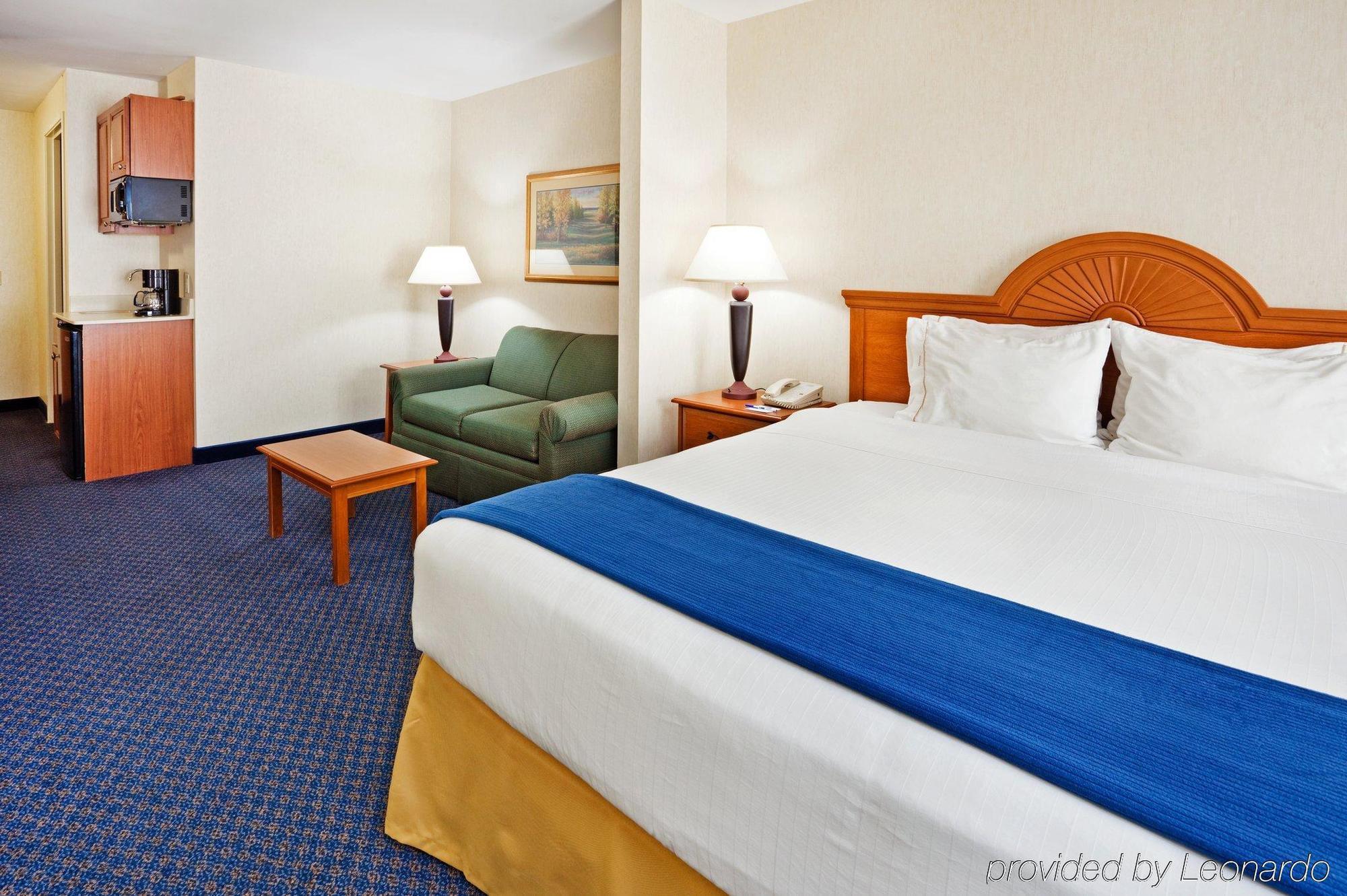 Holiday Inn Express Hotel & Suites Cherokee-Casino By Ihg Exterior foto