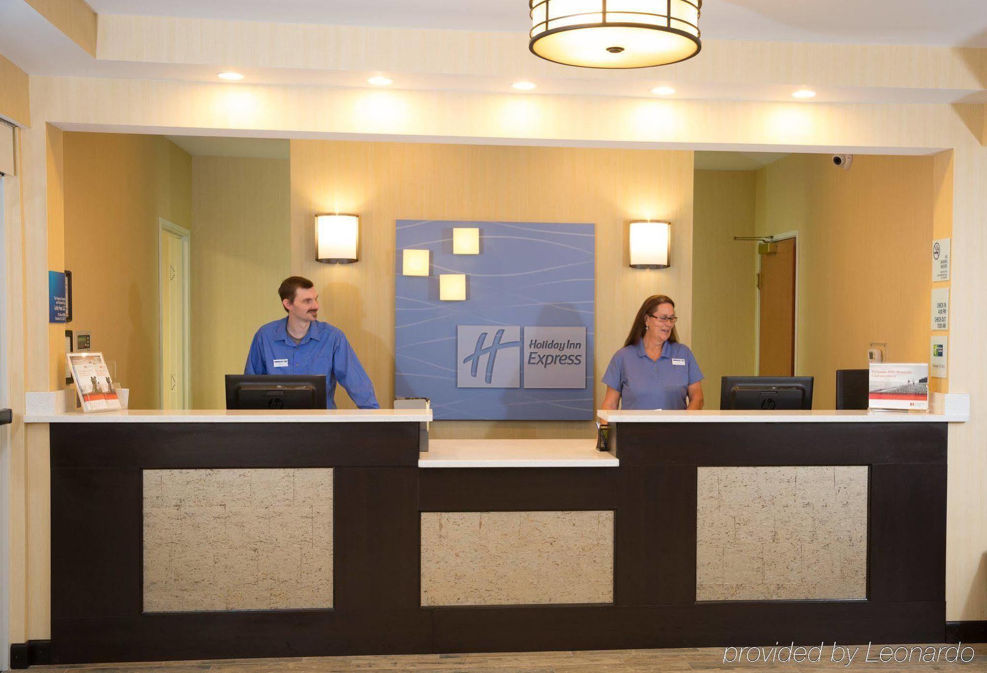 Holiday Inn Express Hotel & Suites Cherokee-Casino By Ihg Exterior foto